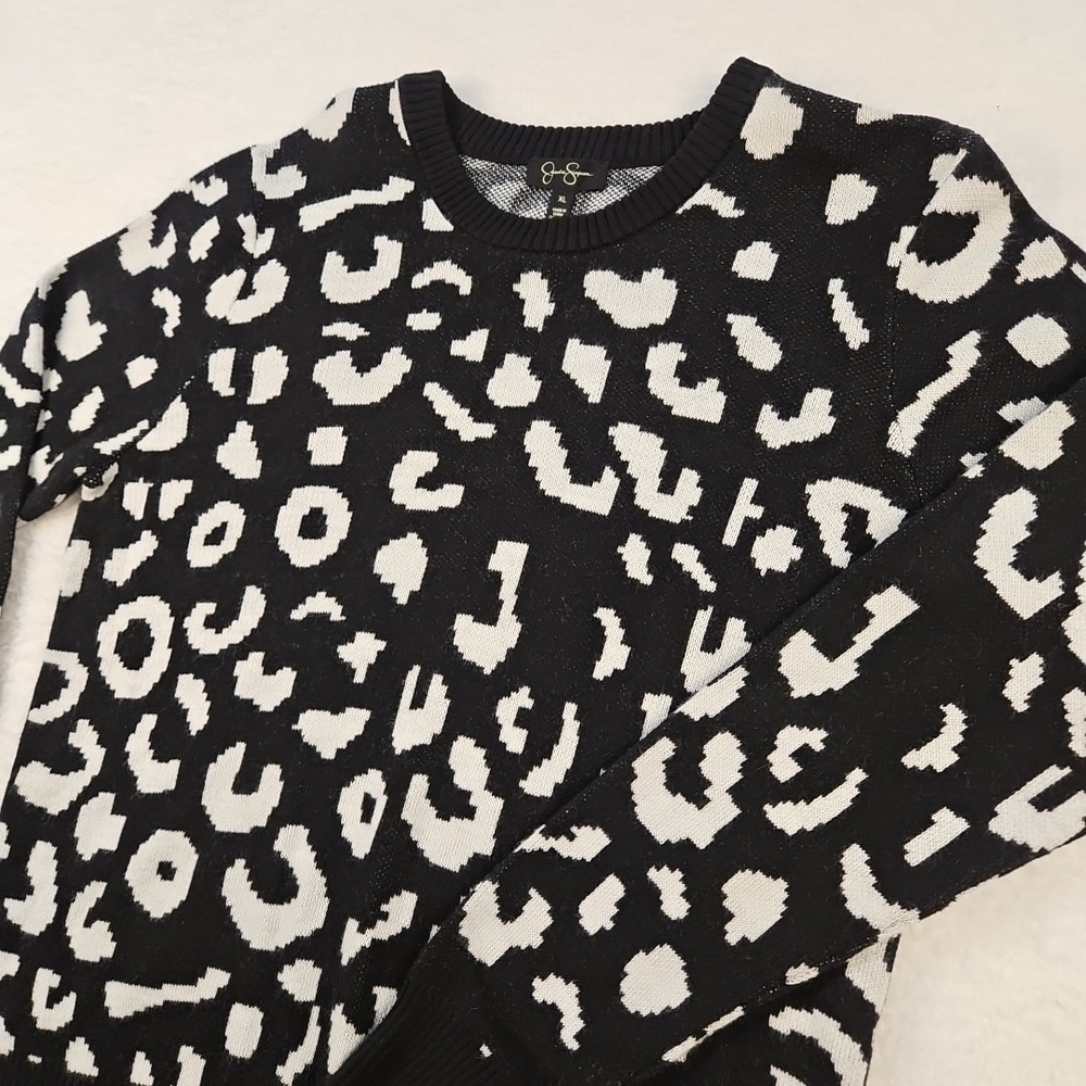 Jessica Simpson Womens size XL Leopard Print L/S Sweater Cotton Blend